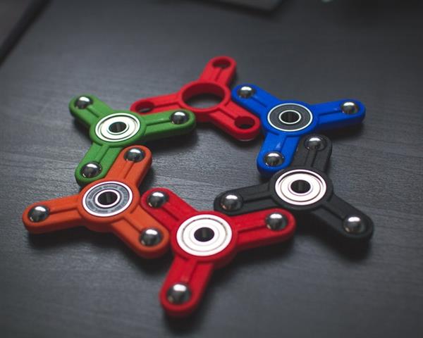 new-3d-printed-spinning-fidgets-cost-only-5-for-all-your-fidgeting-needs-1