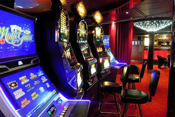 Слоты казино на деньги франк казино играть онлайн официальный сайт