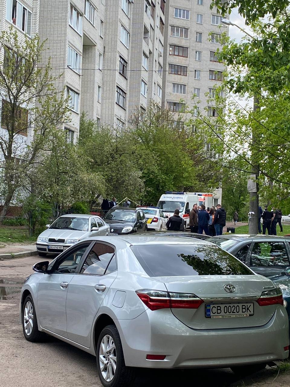 Патрульний застрелив нападника з ножем: стали відомі подробиці сутички на Жабинського в Чернігові (Фото)