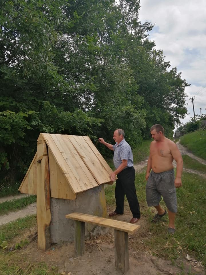 У селах Сосницької громади відремонтували колодязі громадського користування (Фотофакт)