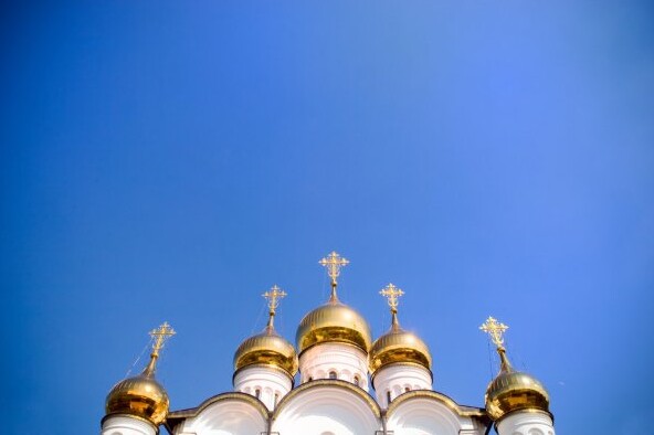 depositphotos_1243488-stock-photo-golden-church-domes