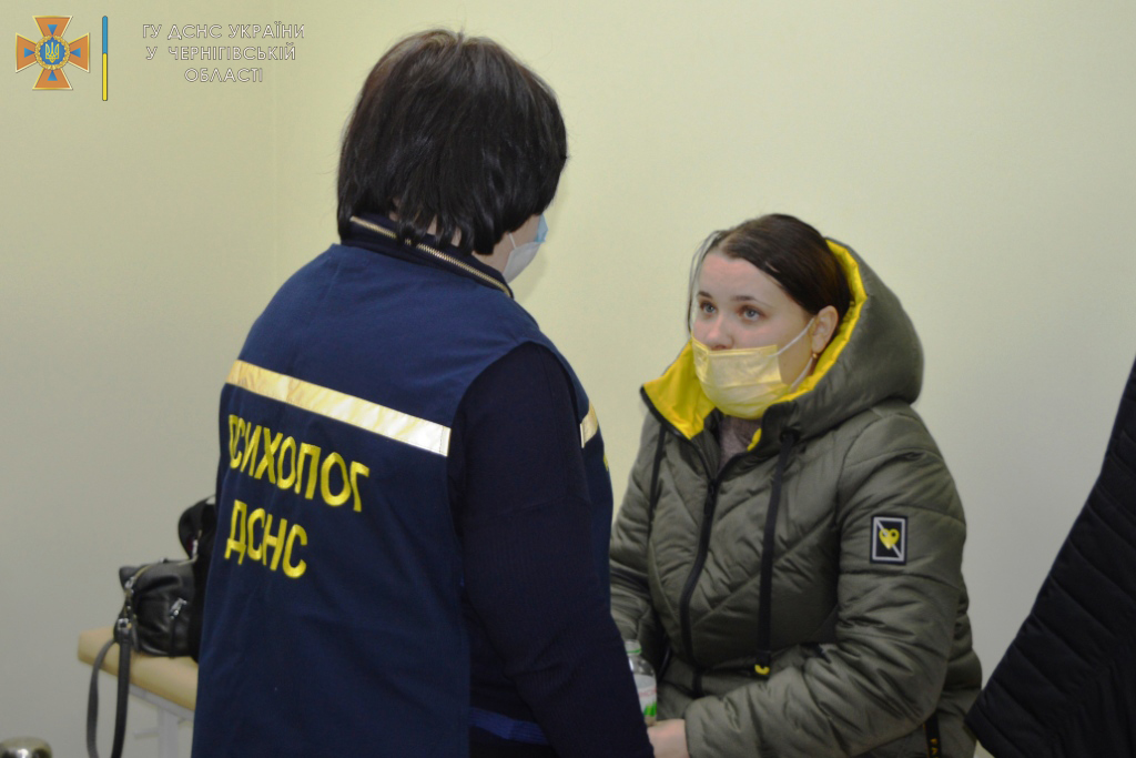 Із родичами загиблих і постраждалих у ДТП біля Брусилова працюють психологи ДСНС (Фото)