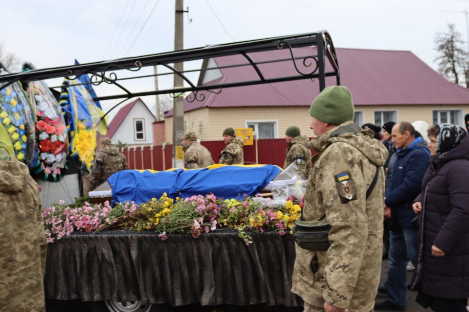 На Чернігівщині попрощалися з полеглим воїном бригади «Холодний Яр»