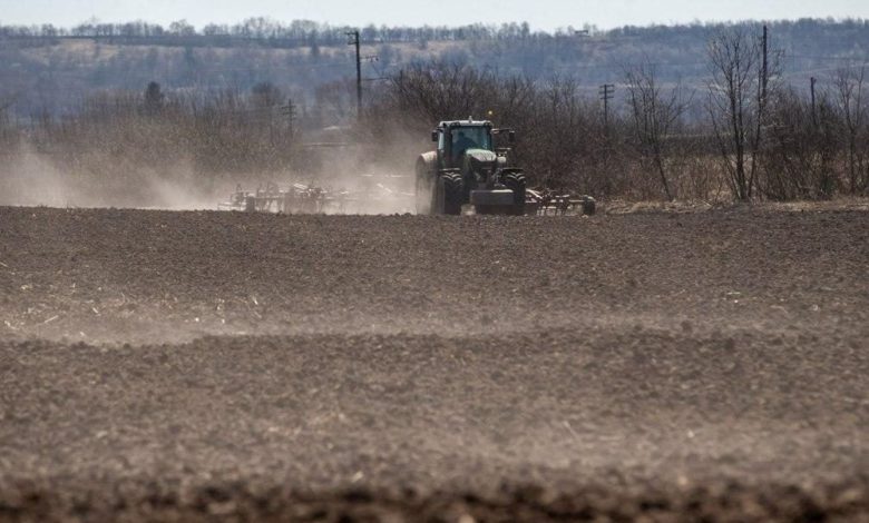 Благоустрій, підготовка до посівної та питання безпеки: як громади Чернігівщини долають весняні виклики