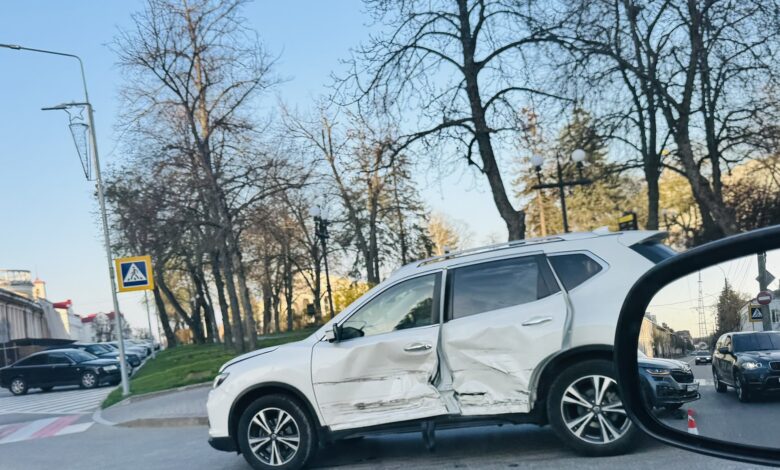 ДТП у центрі Чернігова (Фотофакт)