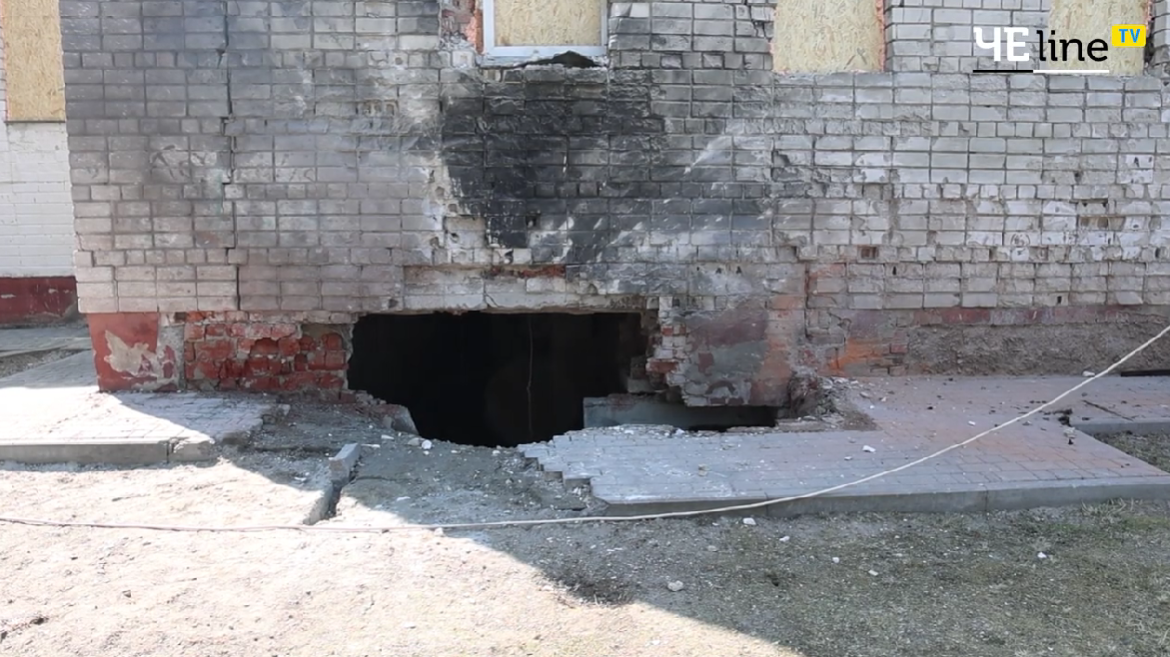 «Не спускався в укриття чотири роки, а тут довелося»: чернігівці розповіли про атаку безпілотників на місто (Відео)