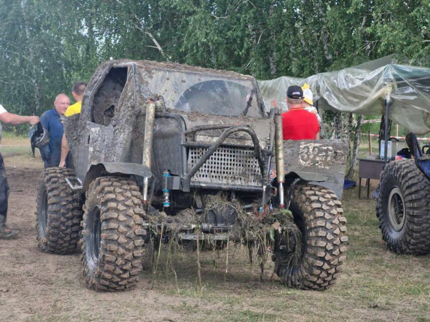 На Чернігівщині пройшов благодійний етап Кубка України з позашляхових перегонів (Фото)